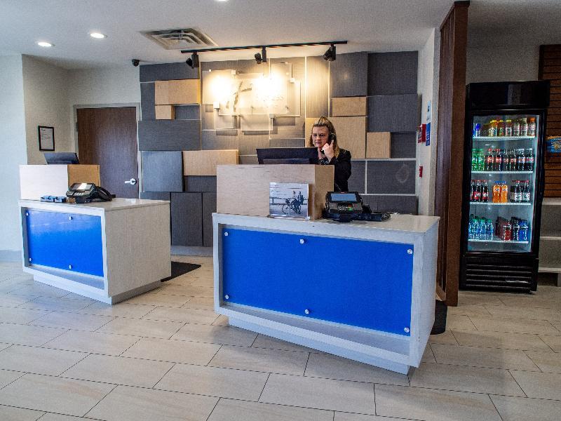 Holiday Inn Express & Suites - Oklahoma City Airport By Ihg Екстер'єр фото